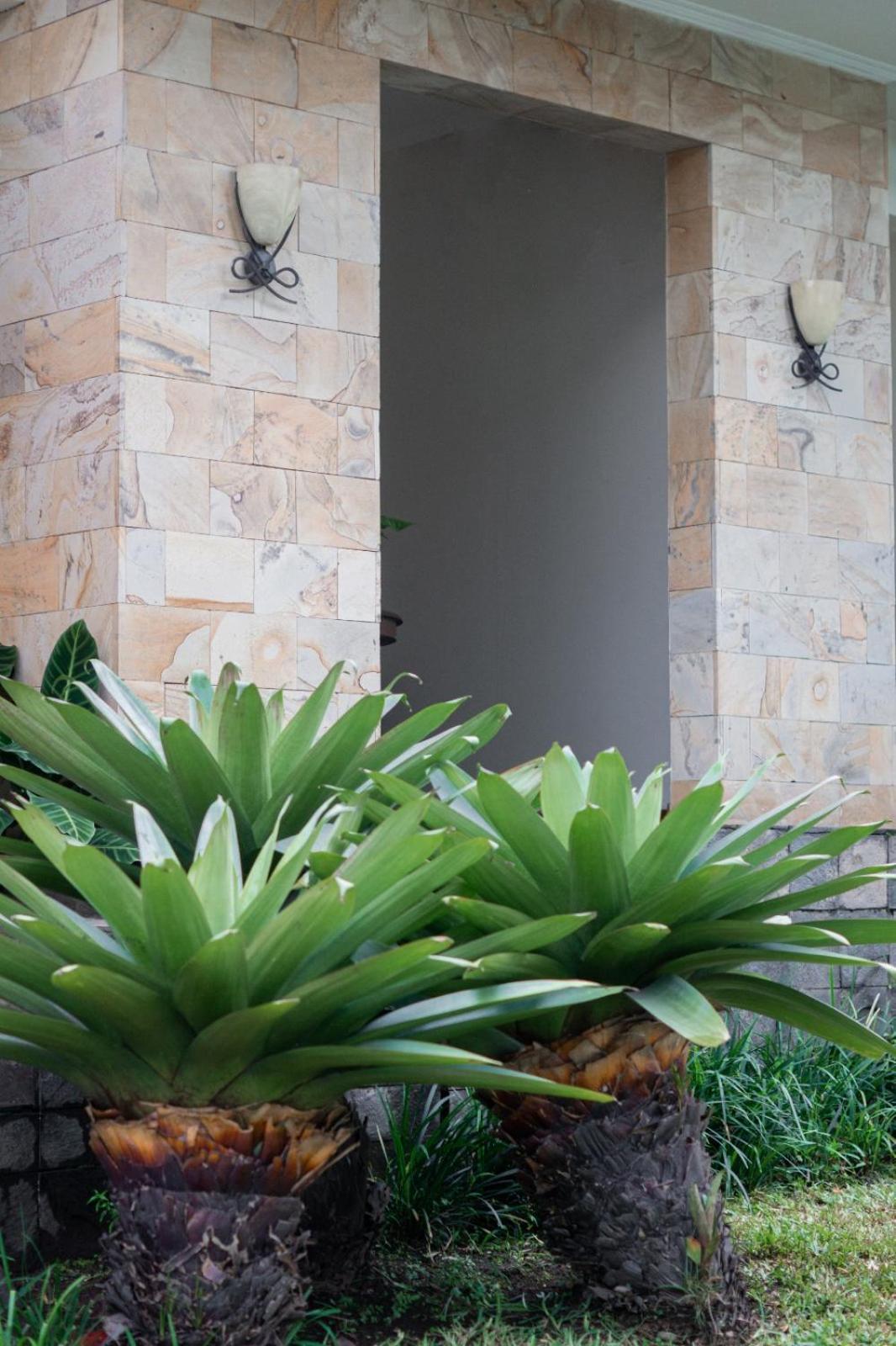 Pasteur Beautiful Luxury Home Bandung Bagian luar foto