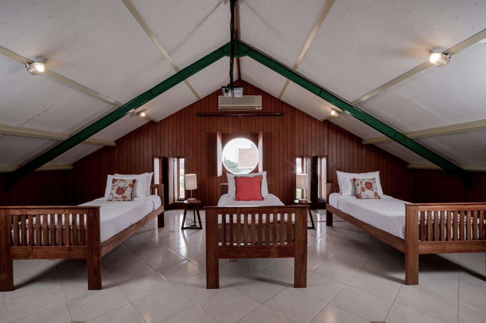 Pasteur Beautiful Luxury Home Bandung Bagian luar foto